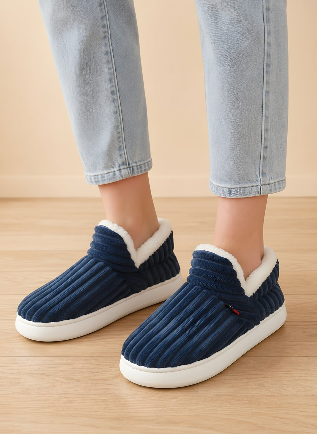 Chloe — Women's Cute Slippers with Fleece Lining and Non Slip Sole (6), Fashions Galleries