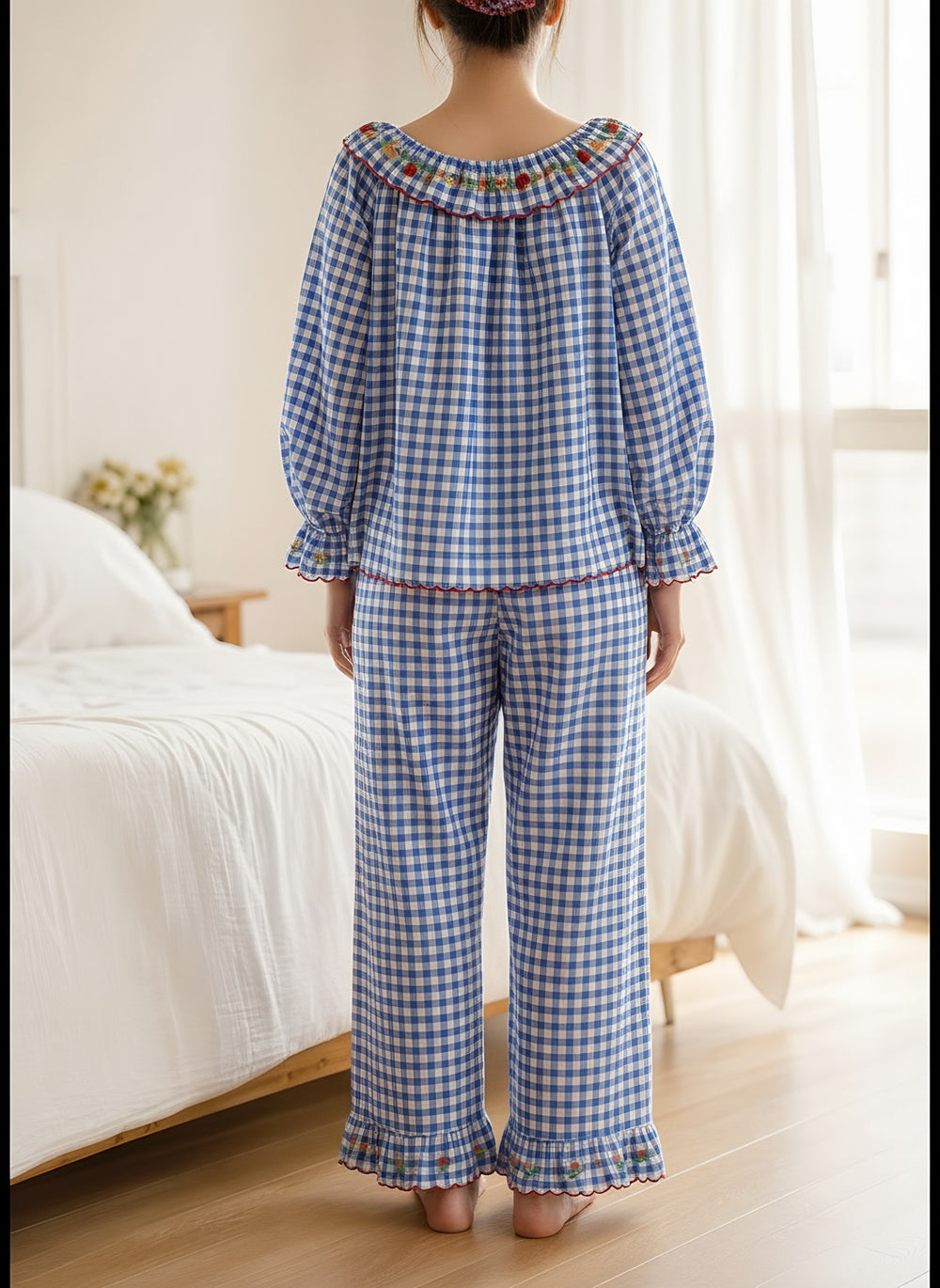 Daisy — Women's Pajamas Set in Gingham with Embroidered Collar (2), Fashions Galleries
