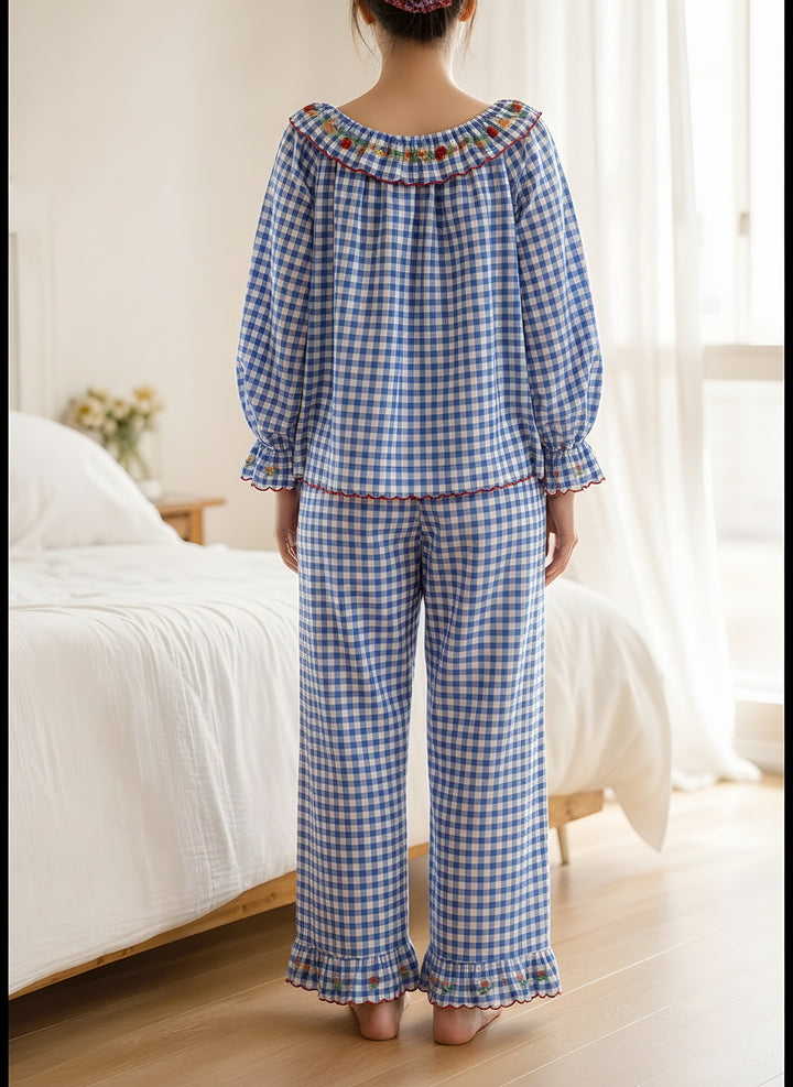 Daisy — Women's Pajamas Set in Gingham with Embroidered Collar (2), Fashions Galleries